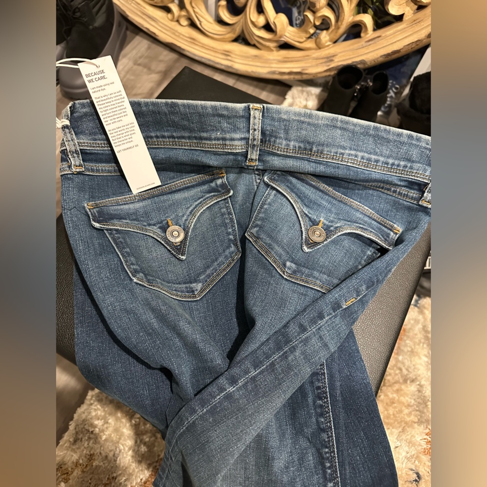 Brand new with Tags Hudson LA Collin Skinny Jeans
